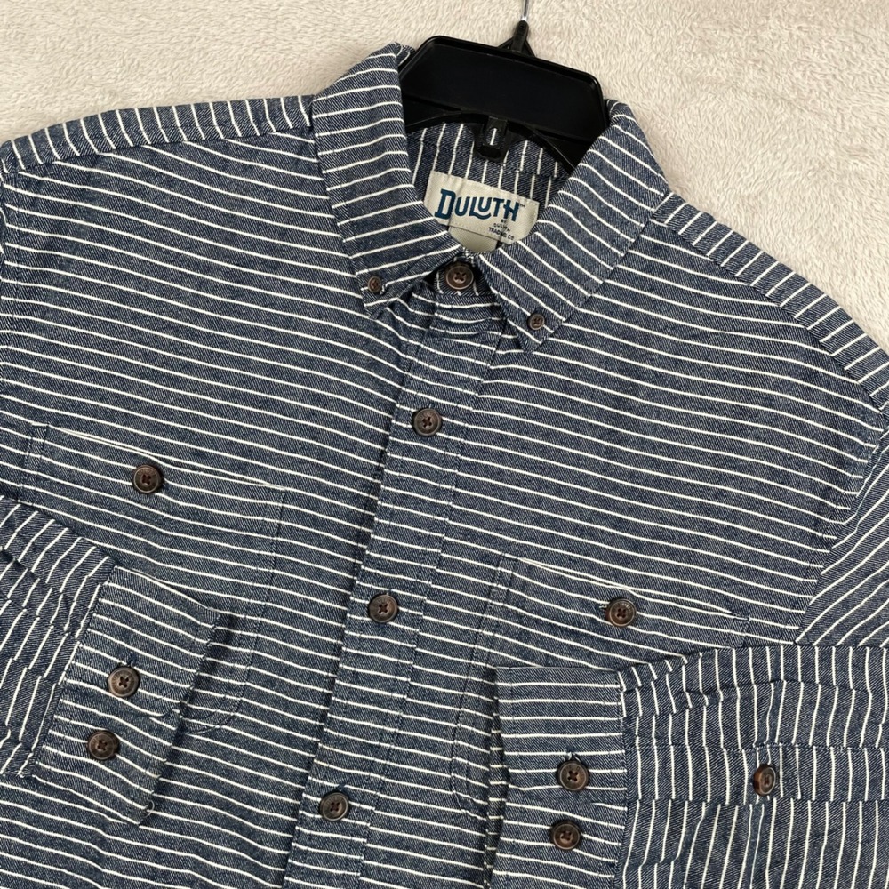 Duluth Trading Free Swigin Flannel Shirt Mens Small Blue Striped Log Sleeve NWOT